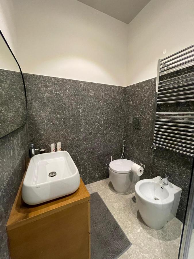 De Luca 6 Apartments Σαλέρνο Εξωτερικό φωτογραφία