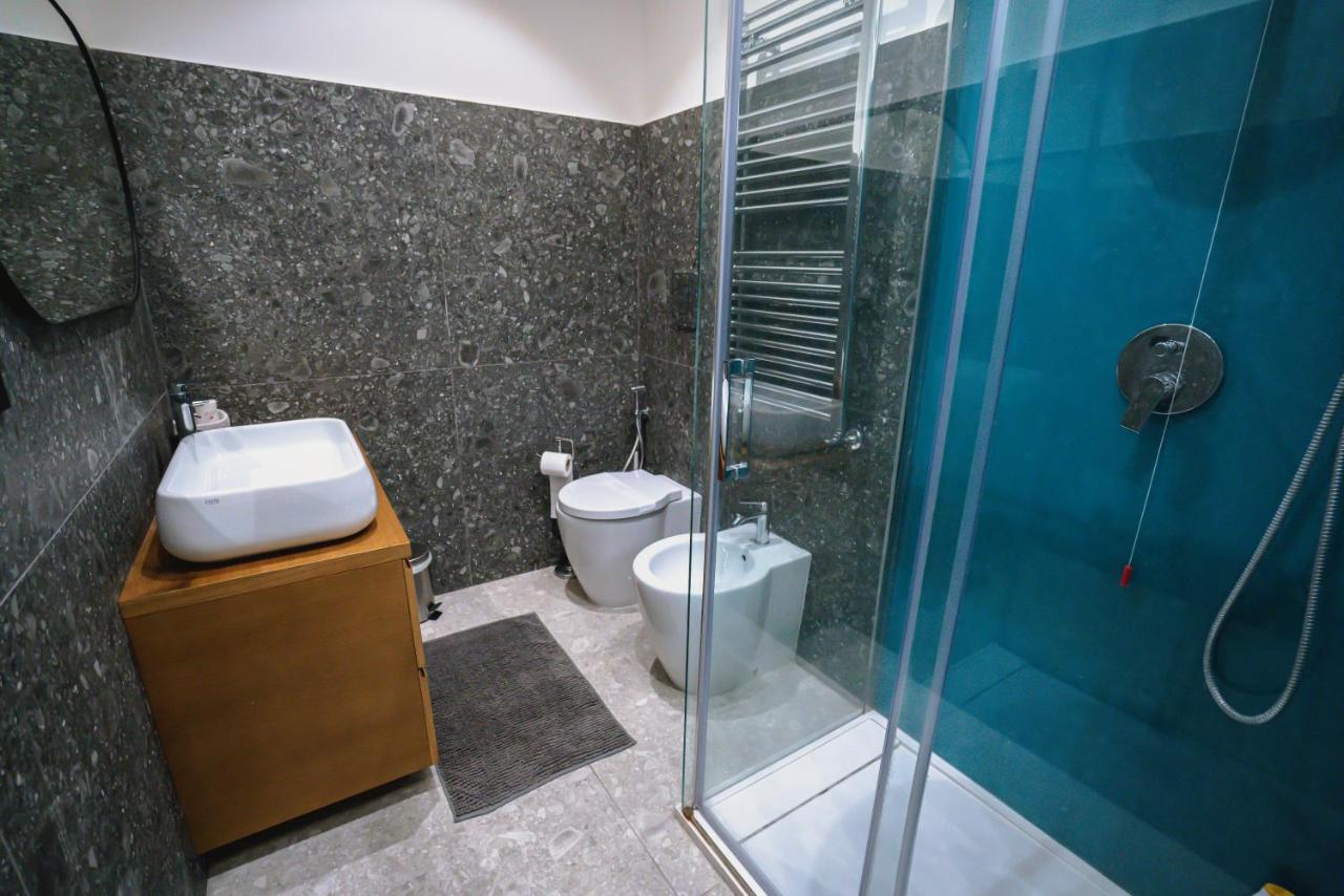 De Luca 6 Apartments Σαλέρνο Εξωτερικό φωτογραφία